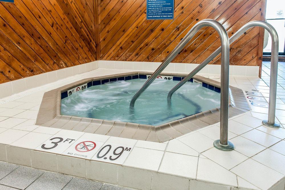 Quality Inn & Suites Дэнвилл Экстерьер фото