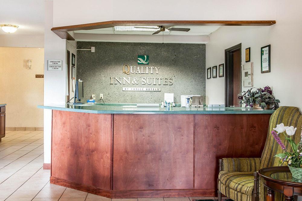 Quality Inn & Suites Дэнвилл Экстерьер фото