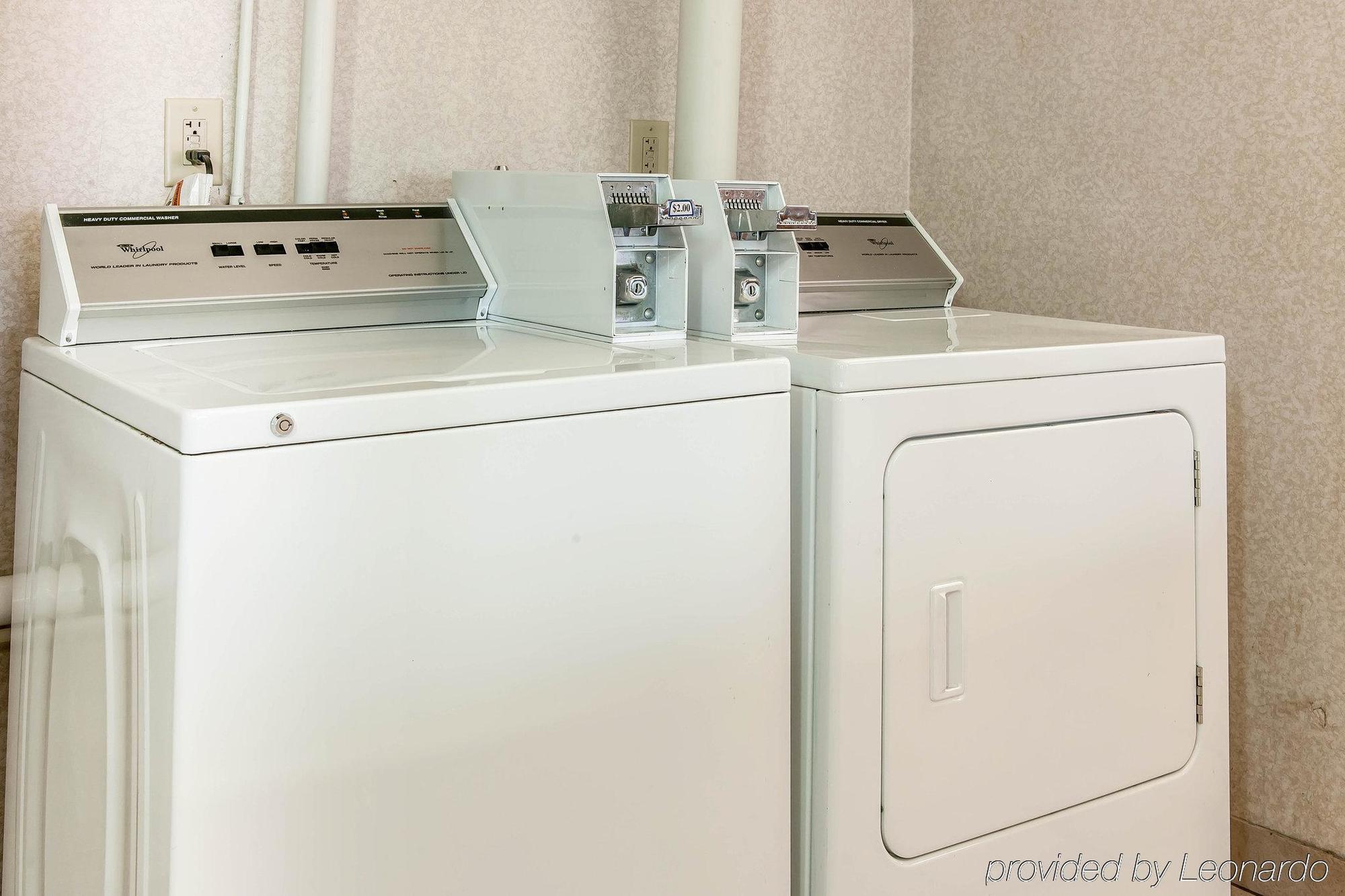 Quality Inn & Suites Дэнвилл Экстерьер фото