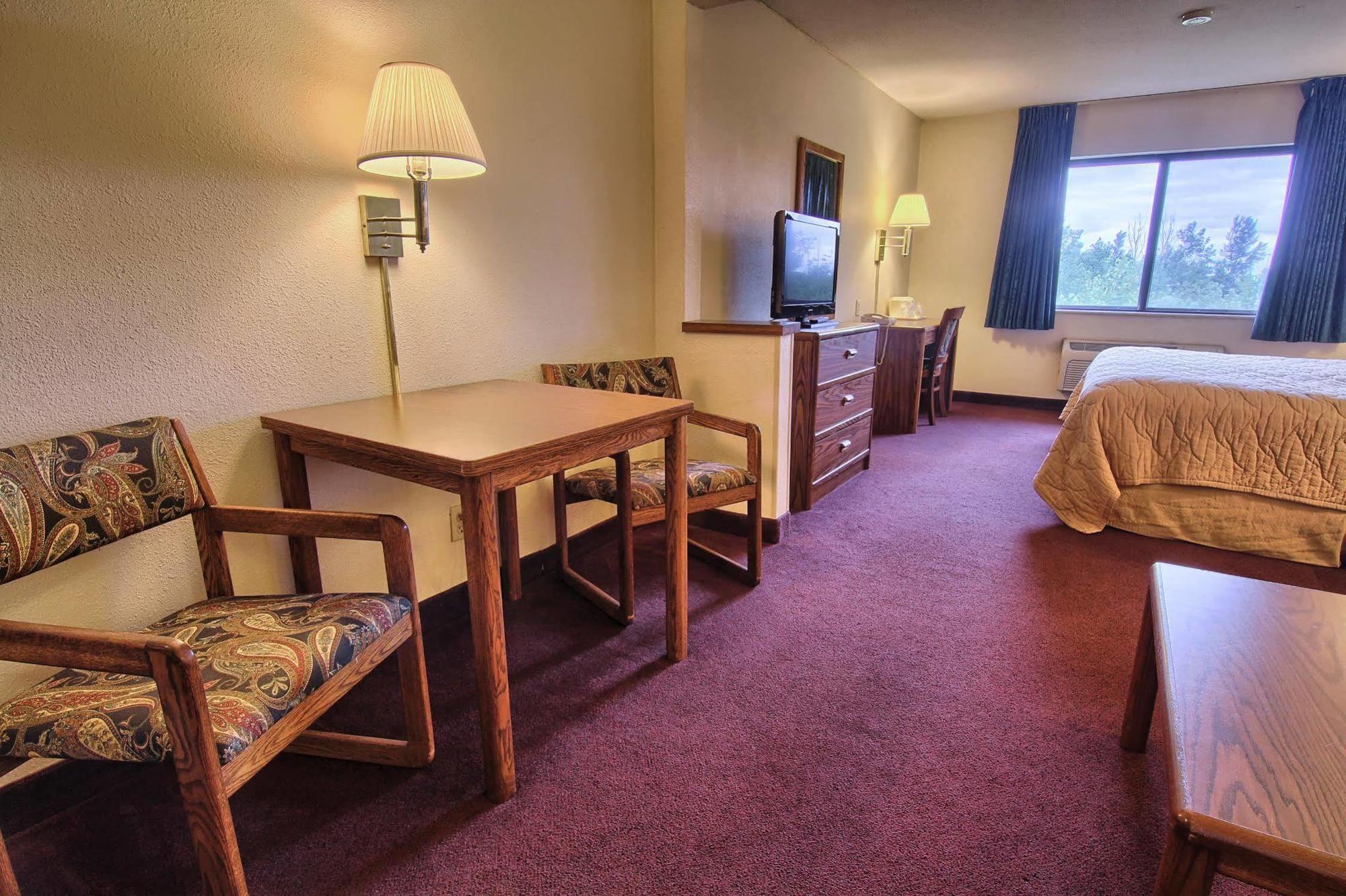 Quality Inn & Suites Дэнвилл Экстерьер фото